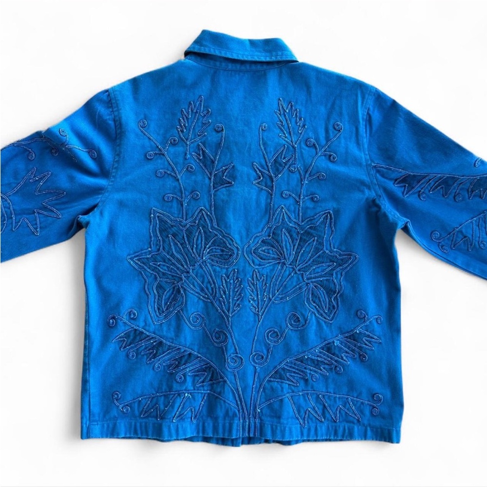 Vintage Boho Embroidered Denim Jacket Size M 100% cotton